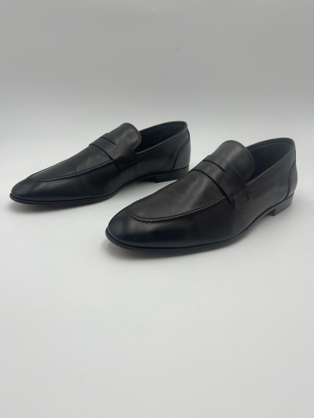 TO BOOT NEW YORK “DEVILLE” -SZ 11-soft Crost Tmoro Penny Loafers MSRP $450